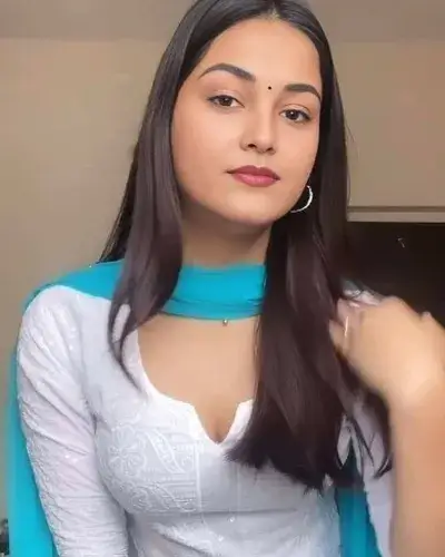 Escort In Wadwani